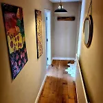 Horse & Farrier Pub *