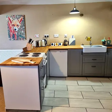 Horse & Farrier Pub شقة Dacre (Cumbria)
