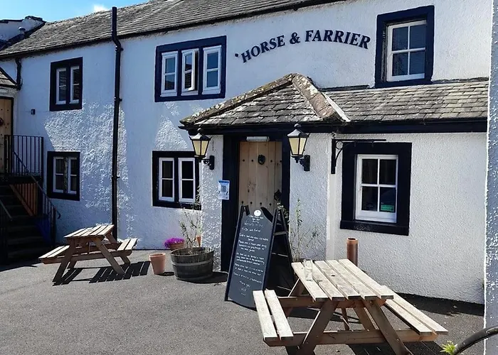 Horse & Farrier Pub Dacre (Cumbria)